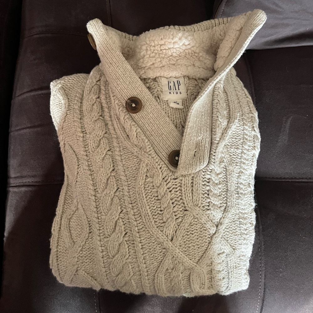 Kids Cableknit Collared Sweater - Picture 7 of 8